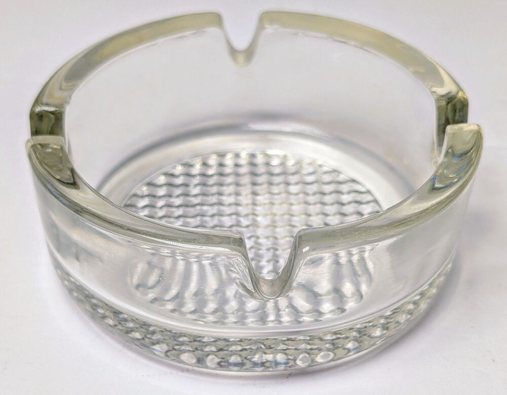 Vtg Clear Heavy Glass Ashtray 3.75" Diamond Pattern Bottom 60s Blenko? MCM Bar
